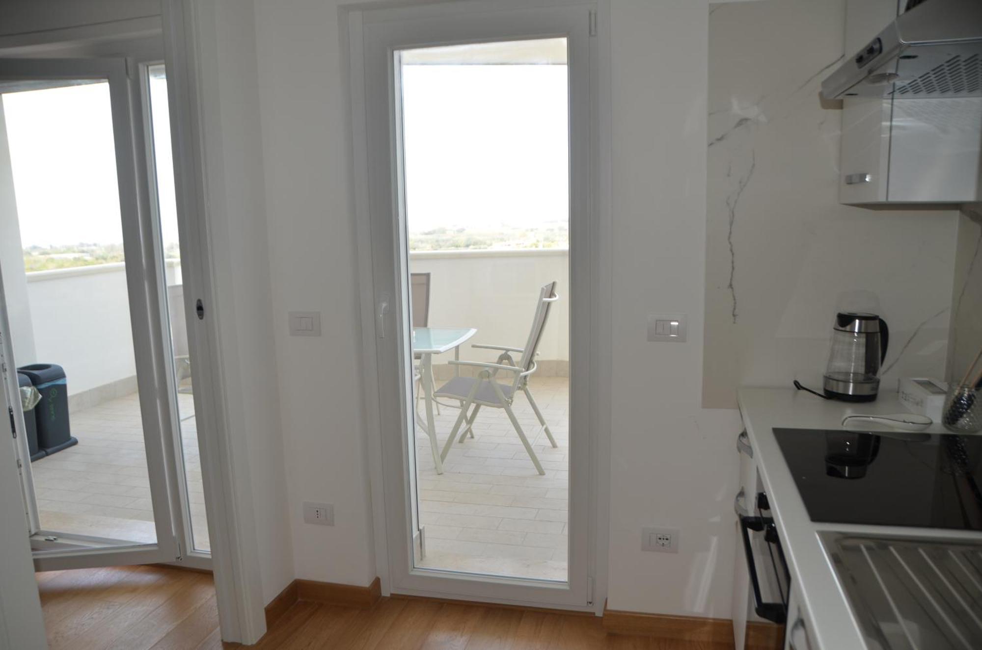 Suite 39 Tra Roma E Il Mare Pomezia Bagian luar foto